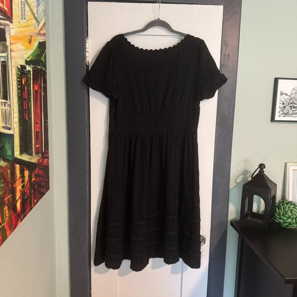Unique Vintage Black Cotton Jaquard Swing Dress Size XL/14